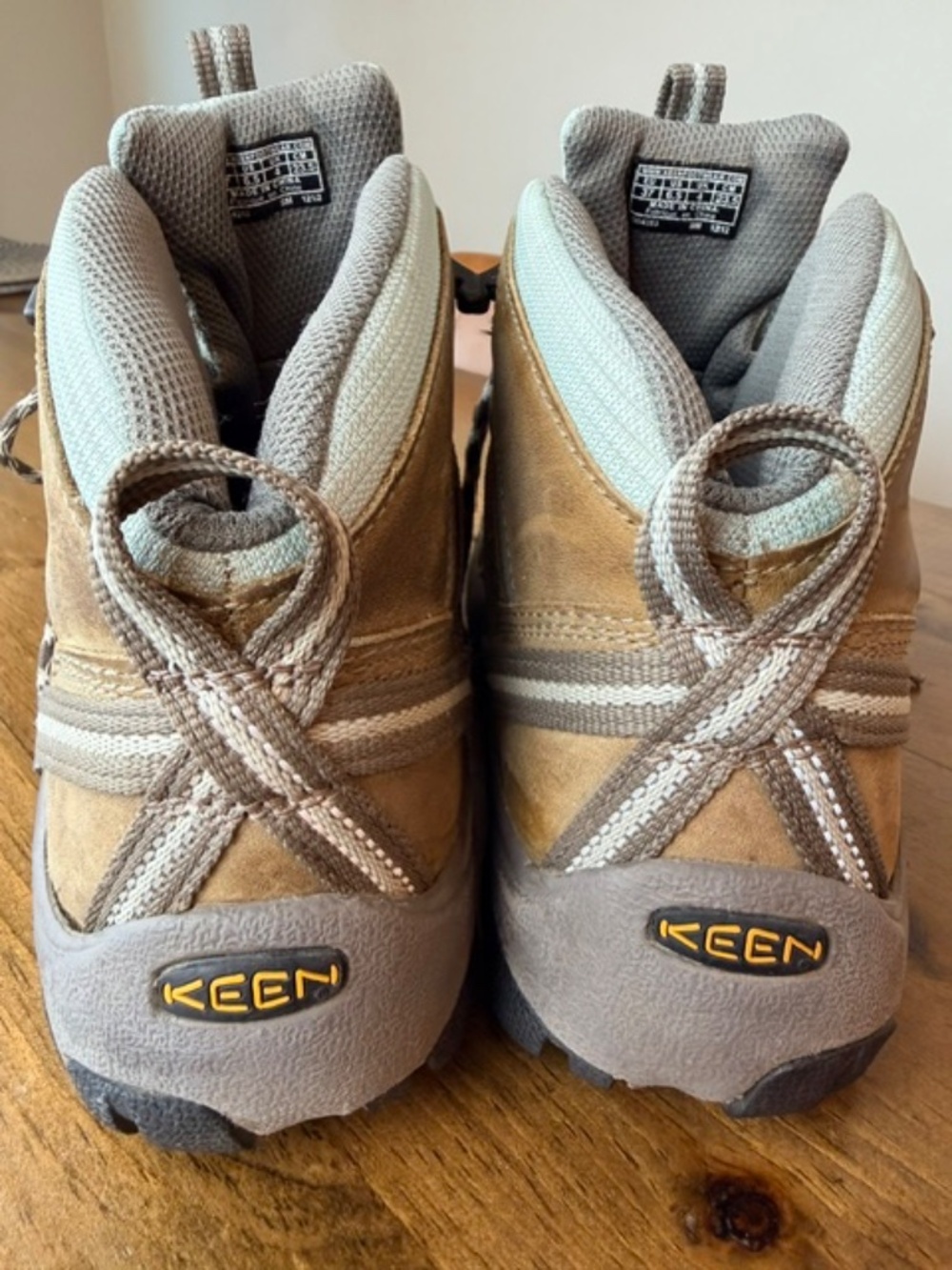 KEEN Voyageur Mid Hiking Boots Vented Leather Trail Walking Women's 6.5 - Picture 5 of 8